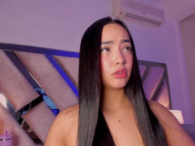 Gisell-Montoy live cam on BongaCams