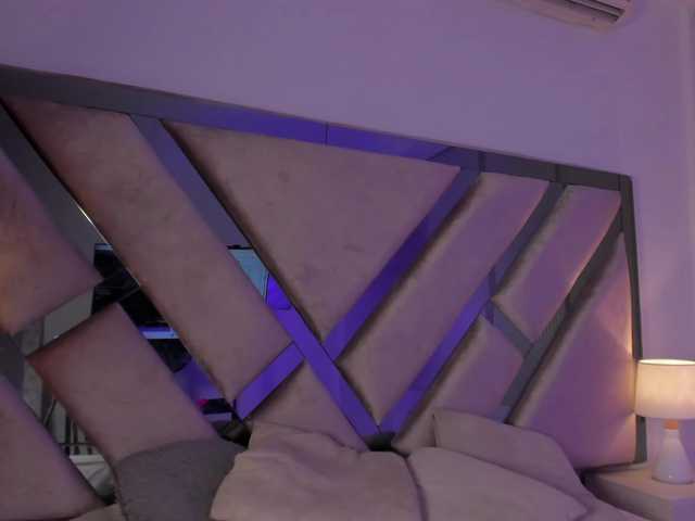 Gisell-Montoy live cam preview