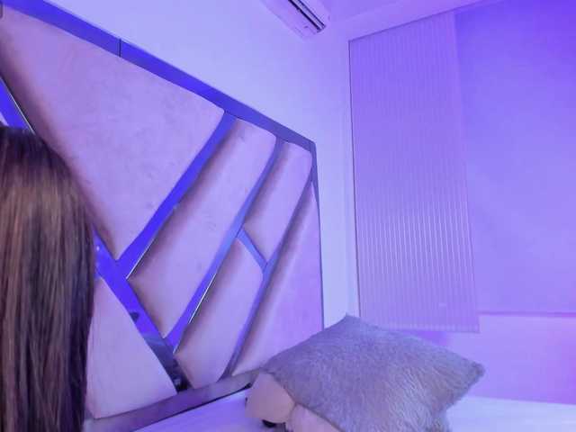 Gisell-Montoy's BongaCams show and profile