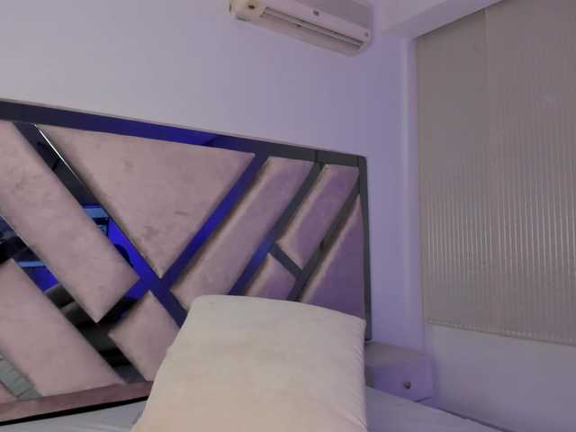 Gisell-Montoy live cam on BongaCams