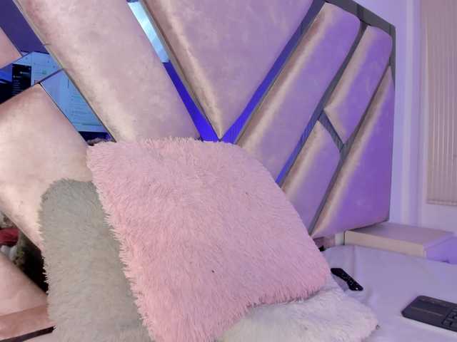 Gisell-Montoy live cam on BongaCams