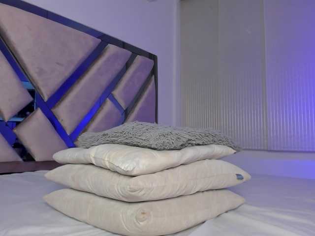 Gisell-Montoy live cam on BongaCams