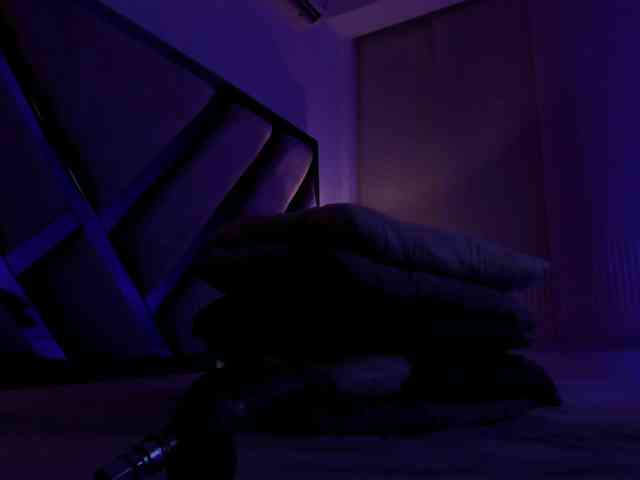 Gisell-Montoy webcam