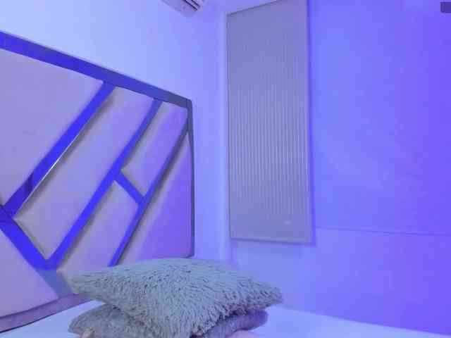 Gisell-Montoy webcam
