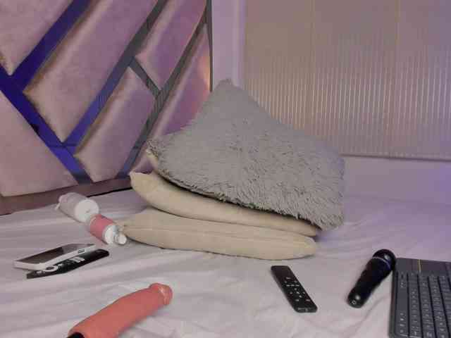 Gisell-Montoy webcam