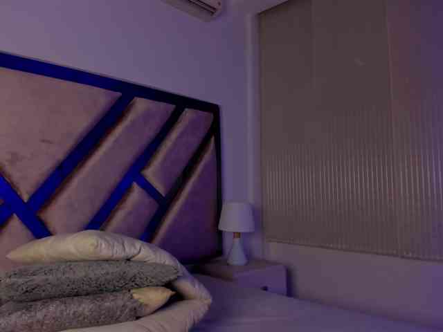 Gisell-Montoy webcam