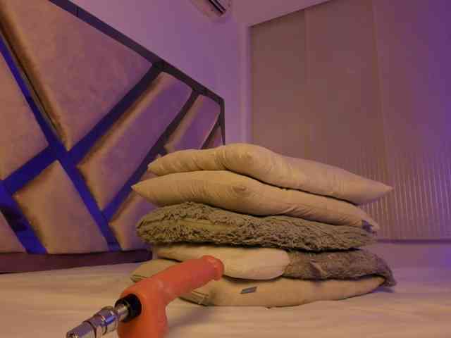 Gisell-Montoy webcam