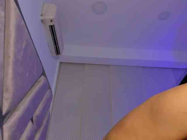 Gisell-Montoy webcam