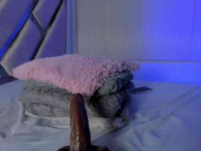 Gisell-Montoy webcam