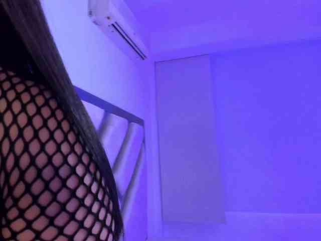 Gisell-Montoy webcam