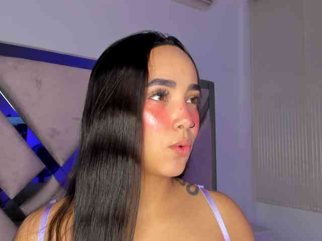Gisell-Montoy webcam