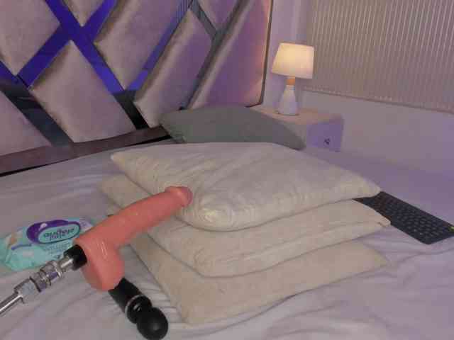 Gisell-Montoy webcam