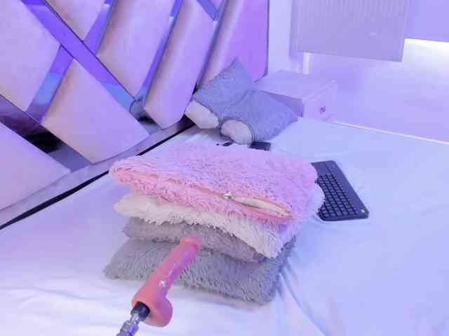 Gisell-Montoy webcam