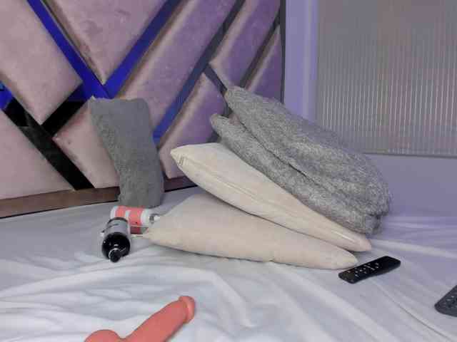 Gisell-Montoy webcam