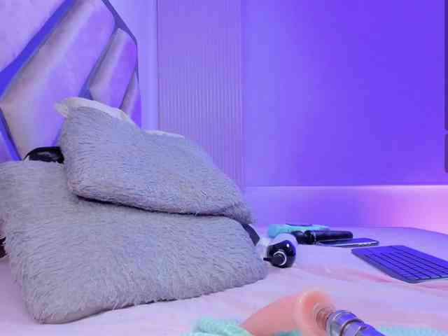 Gisell-Montoy webcam