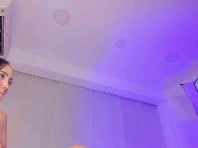 Gisell-Montoy webcam