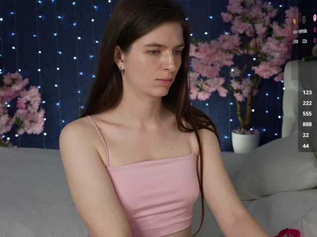 Mirror-Girl live cam on BongaCams
