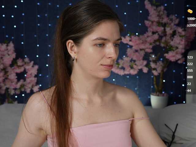 Mirror-Girl's BongaCams show and profile