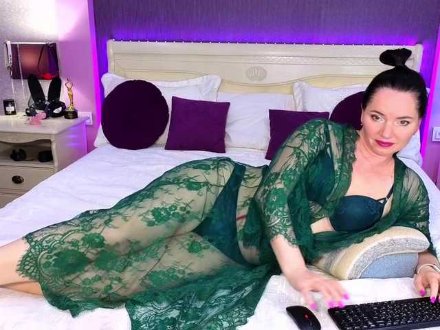  hungryforme chat room