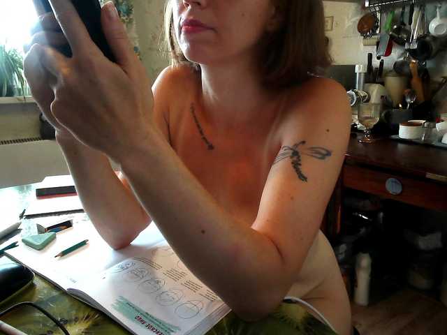 GLAMYR252 live webcam show