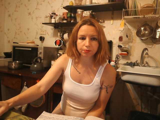 GLAMYR252, en vivo ahora en BongaCams