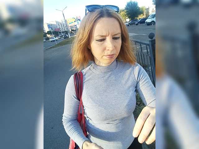 GLAMYR252 live cam on BongaCams