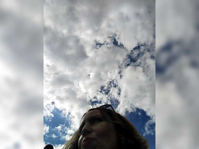 GLAMYR252 live cam on BongaCams