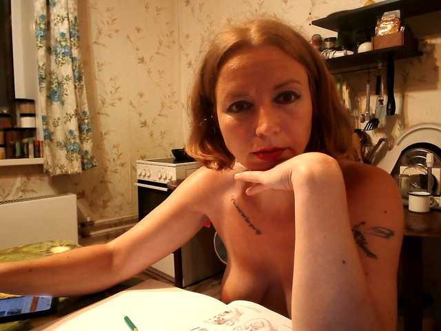 GLAMYR252 live cam on BongaCams