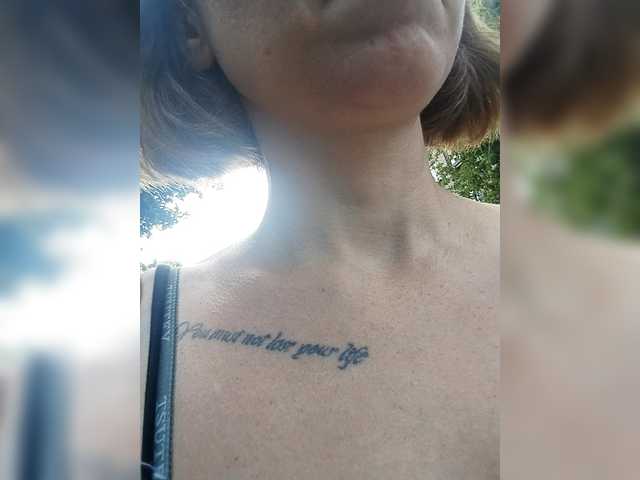 GLAMYR252