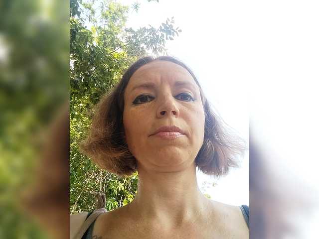 GLAMYR252 Cam en direct sur BongaCams
