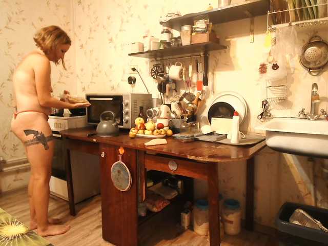 GLAMYR252 live cam on BongaCams