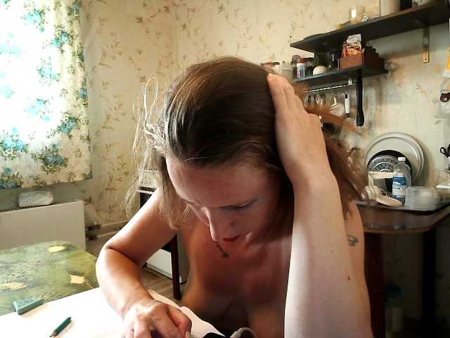 GLAMYR252 live webcam show