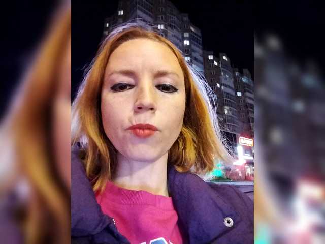 GLAMYR252 live cam on BongaCams