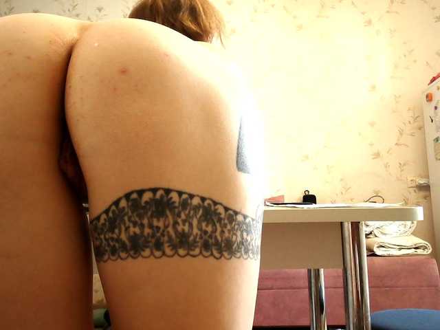 GLAMYR252 live cam on BongaCams
