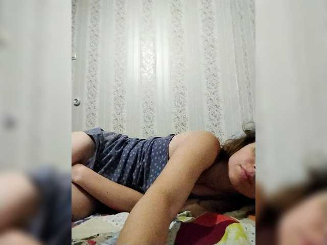 GLAMYR252 live cam on BongaCams
