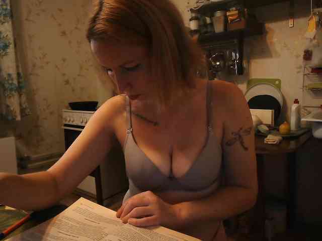 GLAMYR252 Live Webcam on BongaCams