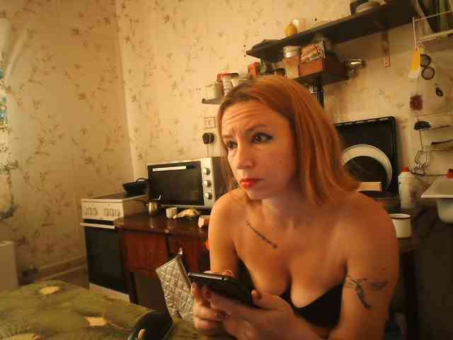 GLAMYR252 Live Webcam on BongaCams