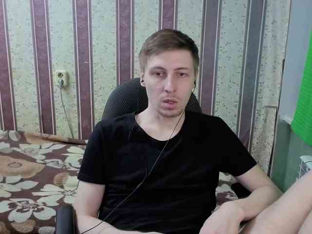 darienlarge Sex Cam Show
