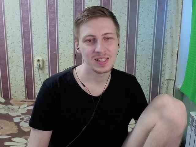 darienlarge Sex Cam Show
