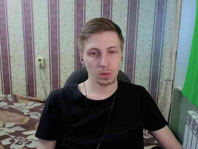 darienlarge Sex Cam Show