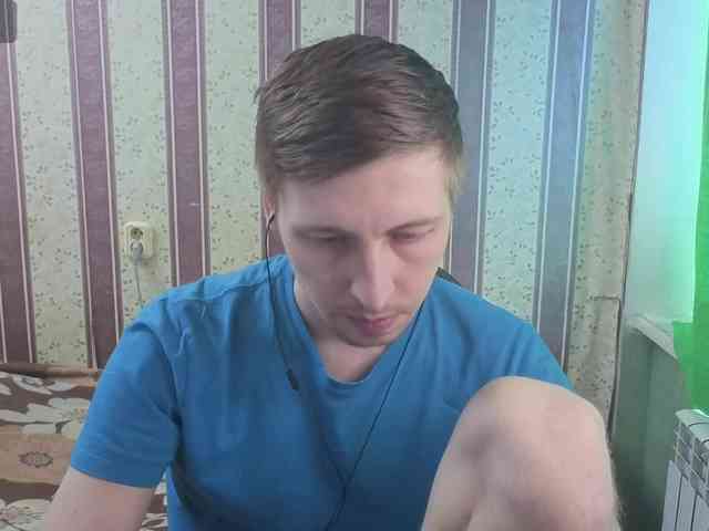 darienlarge Sex Cam Show