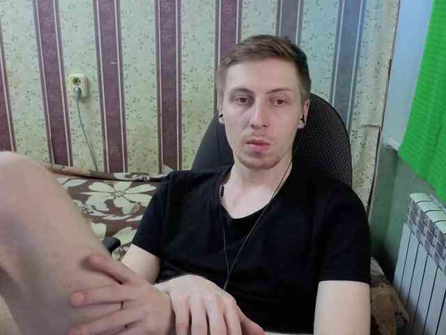 darienlarge Sex Cam Show