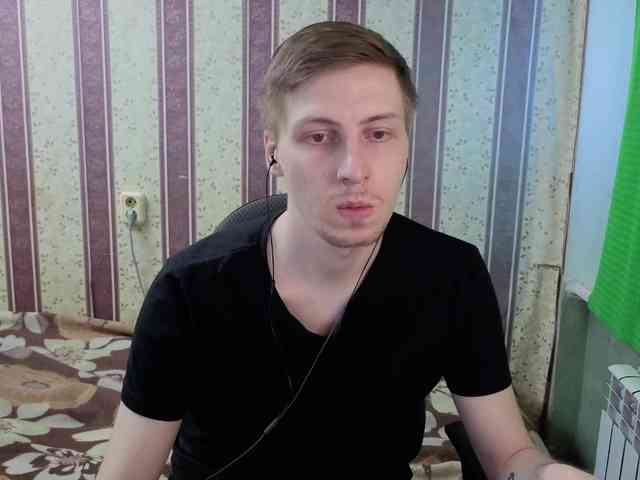 darienlarge Sex Cam Show