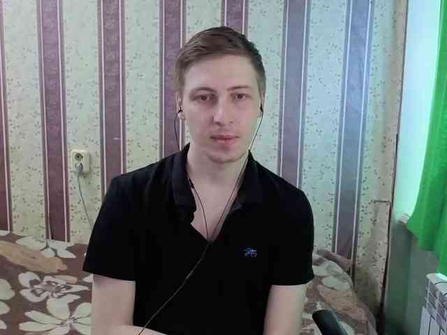 darienlarge Sex Cam Show
