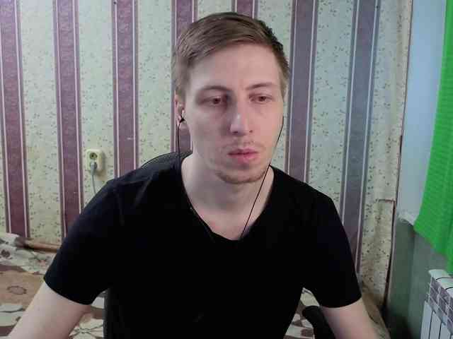 darienlarge Sex Cam Show