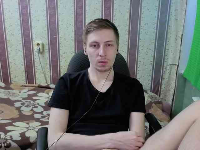 darienlarge Sex Cam Show