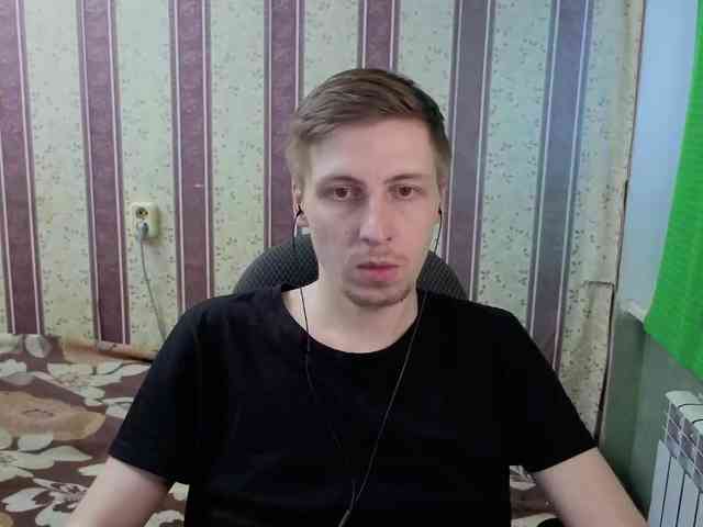 darienlarge Sex Cam Show