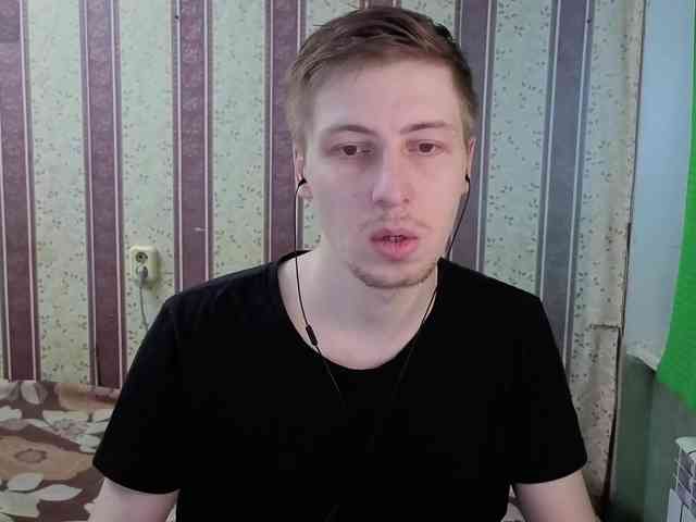 darienlarge Sex Cam Show