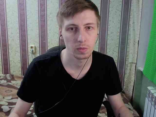 darienlarge Sex Cam Show