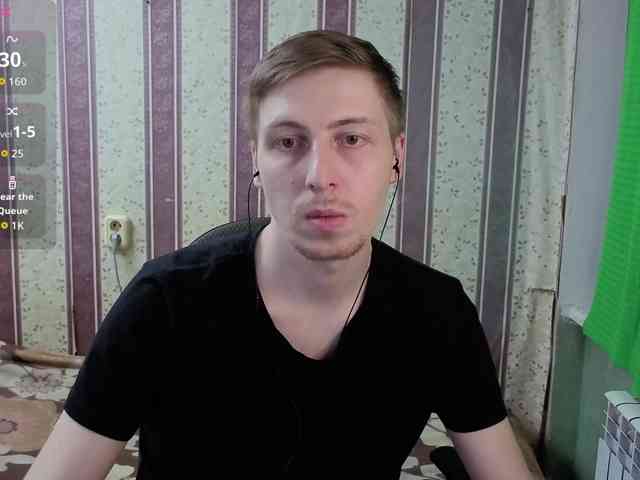 darienlarge Sex Cam Show